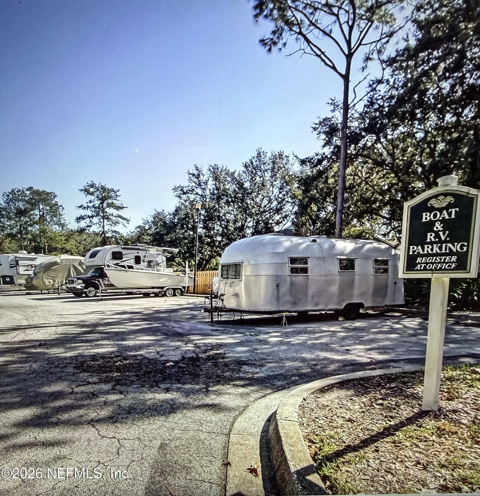 10150 Belle Rive Boulevard, Unit 2702 Jacksonville, FL 32256 - Photo 17 of 32 IMG_1011