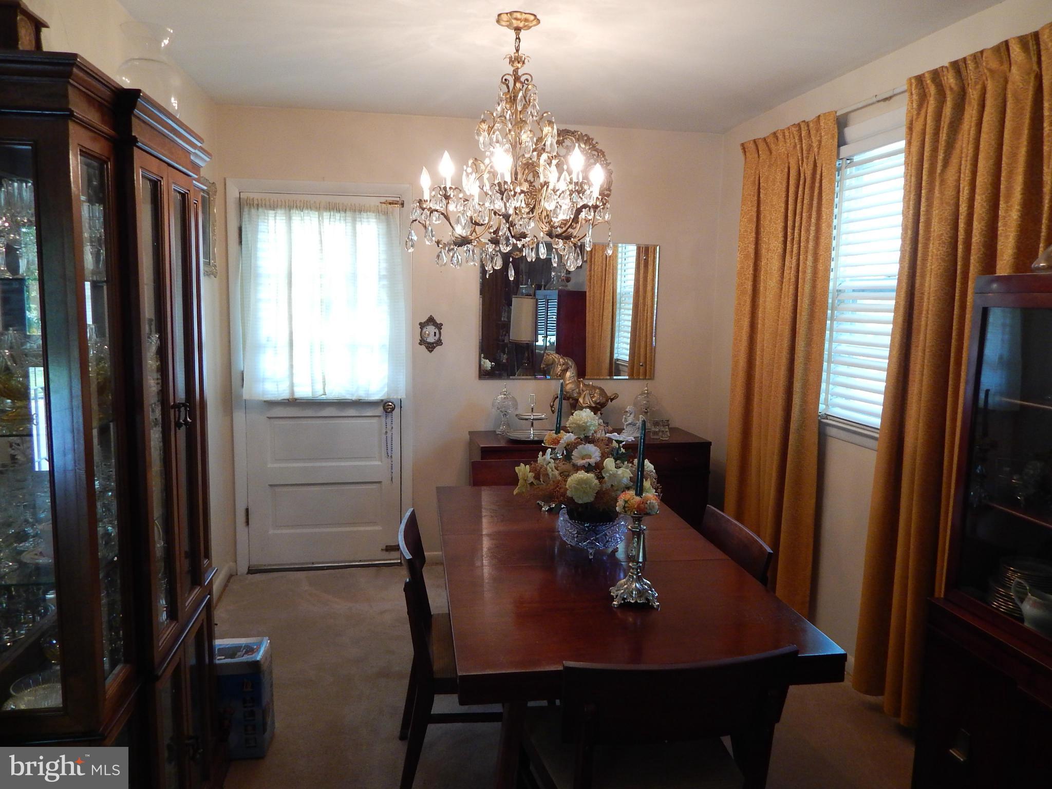 3822 Swann Road Suitland, MD 20746 - Photo 5 of 23 Dining Room