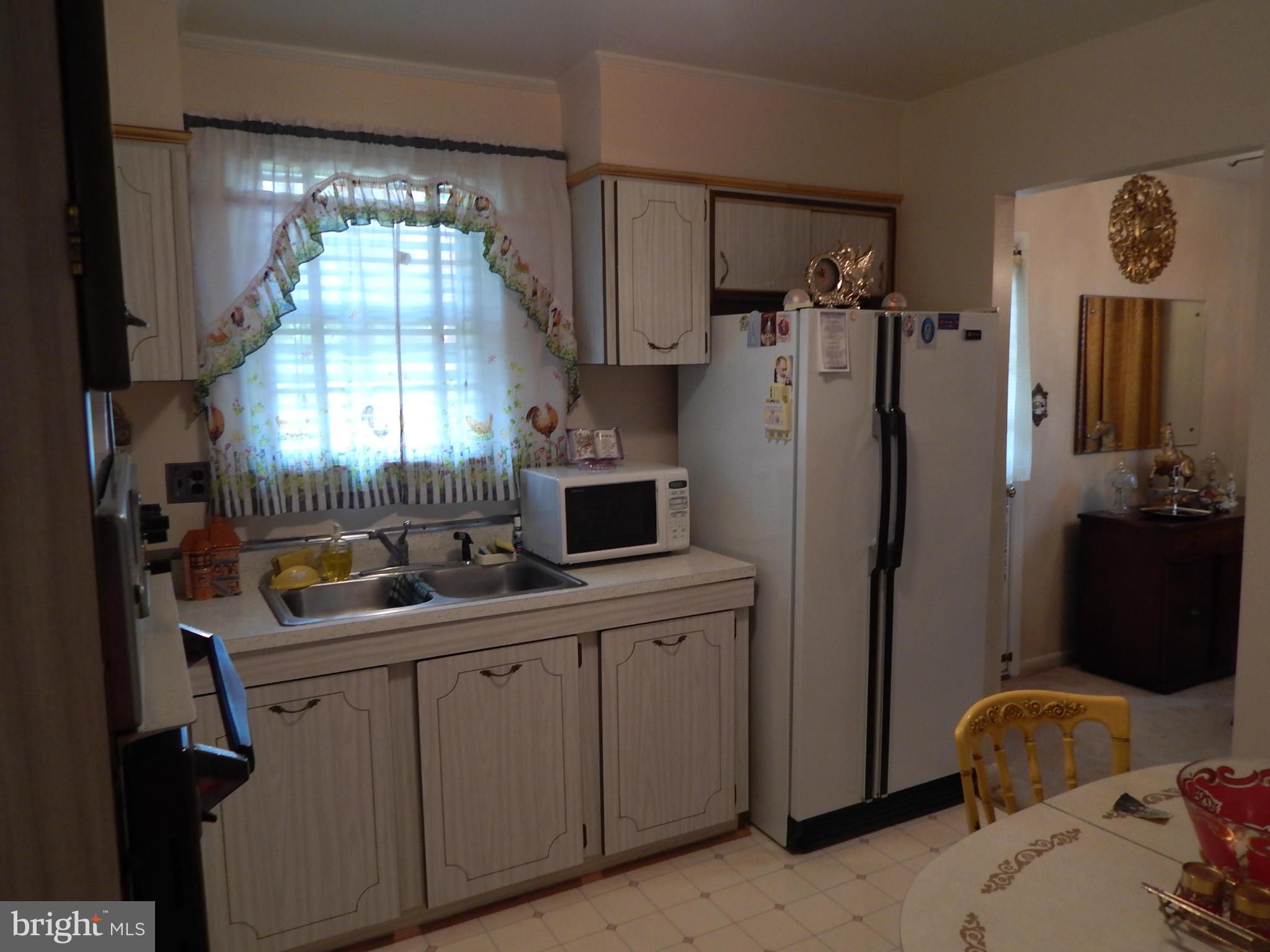 3822 Swann Road Suitland, MD 20746 - Photo 7 of 23 Kitchen