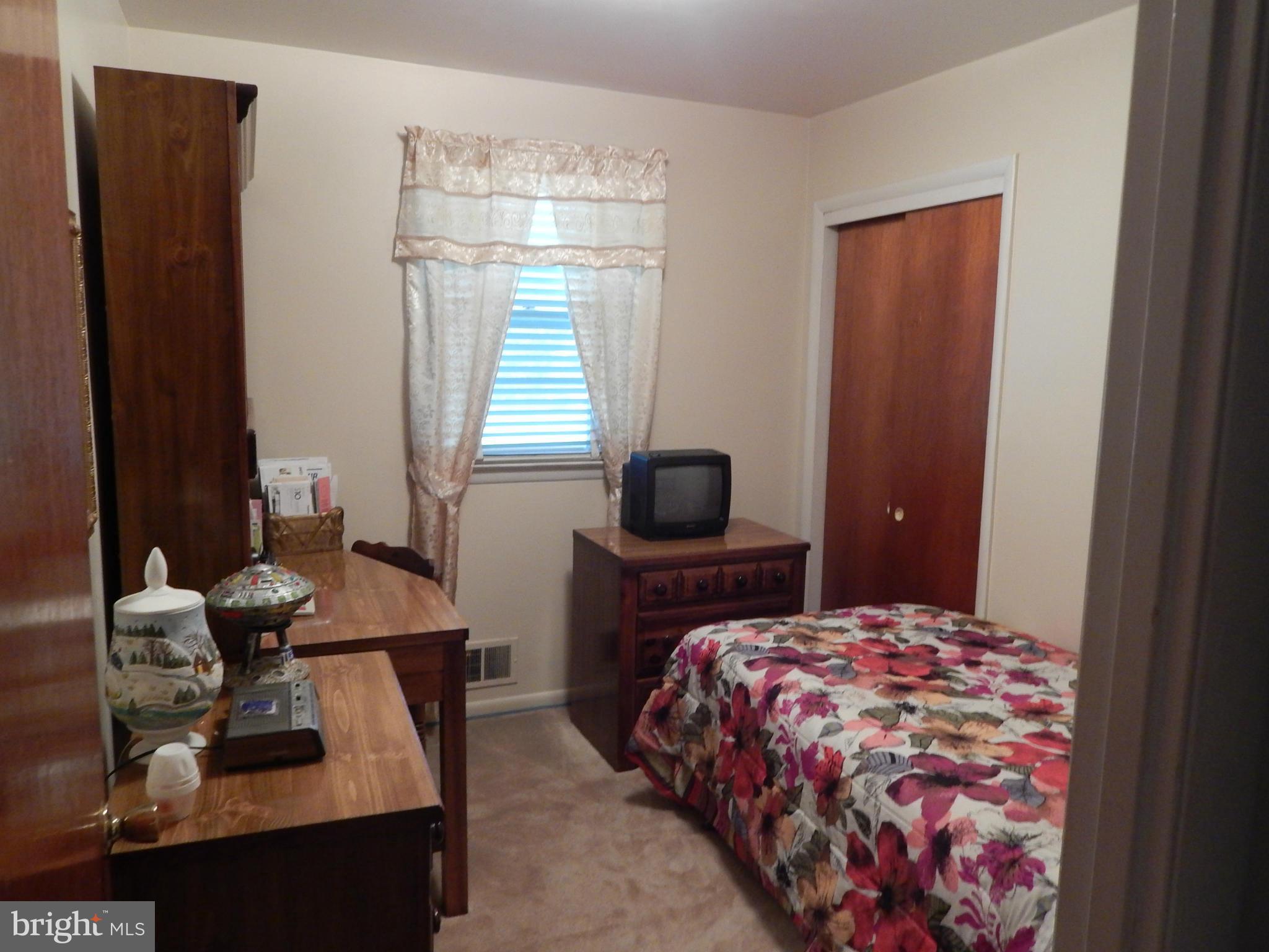 3822 Swann Road Suitland, MD 20746 - Photo 8 of 23 Bedroom
