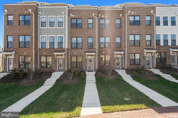 $3,480 | 643 Belmont Bay Drive, Woodbridge, VA 22191