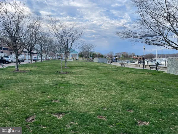 $3,600 | 643 Belmont Bay Drive, Woodbridge, VA 22191