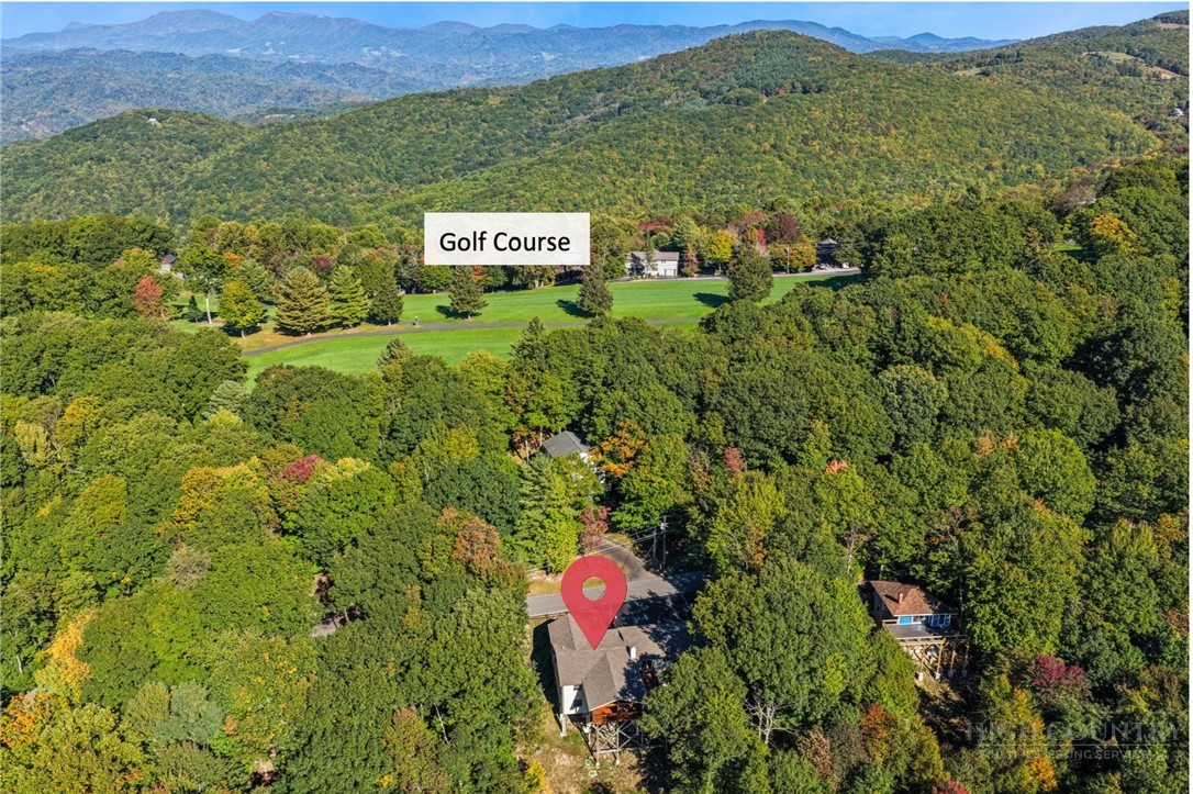 498 St Andrews Road Beech Mountain, NC 28604 - Photo 5 of 43 Gallery Image 5