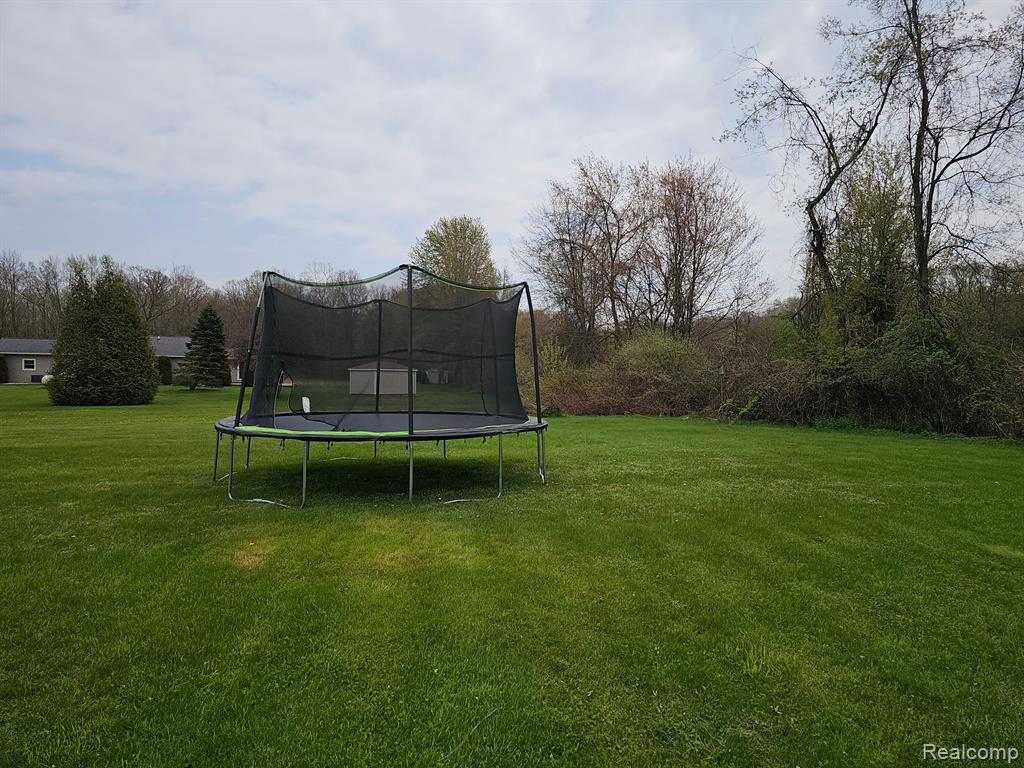 5765 Roberts Road Marine City, MI 48039 - Photo 25 of 39