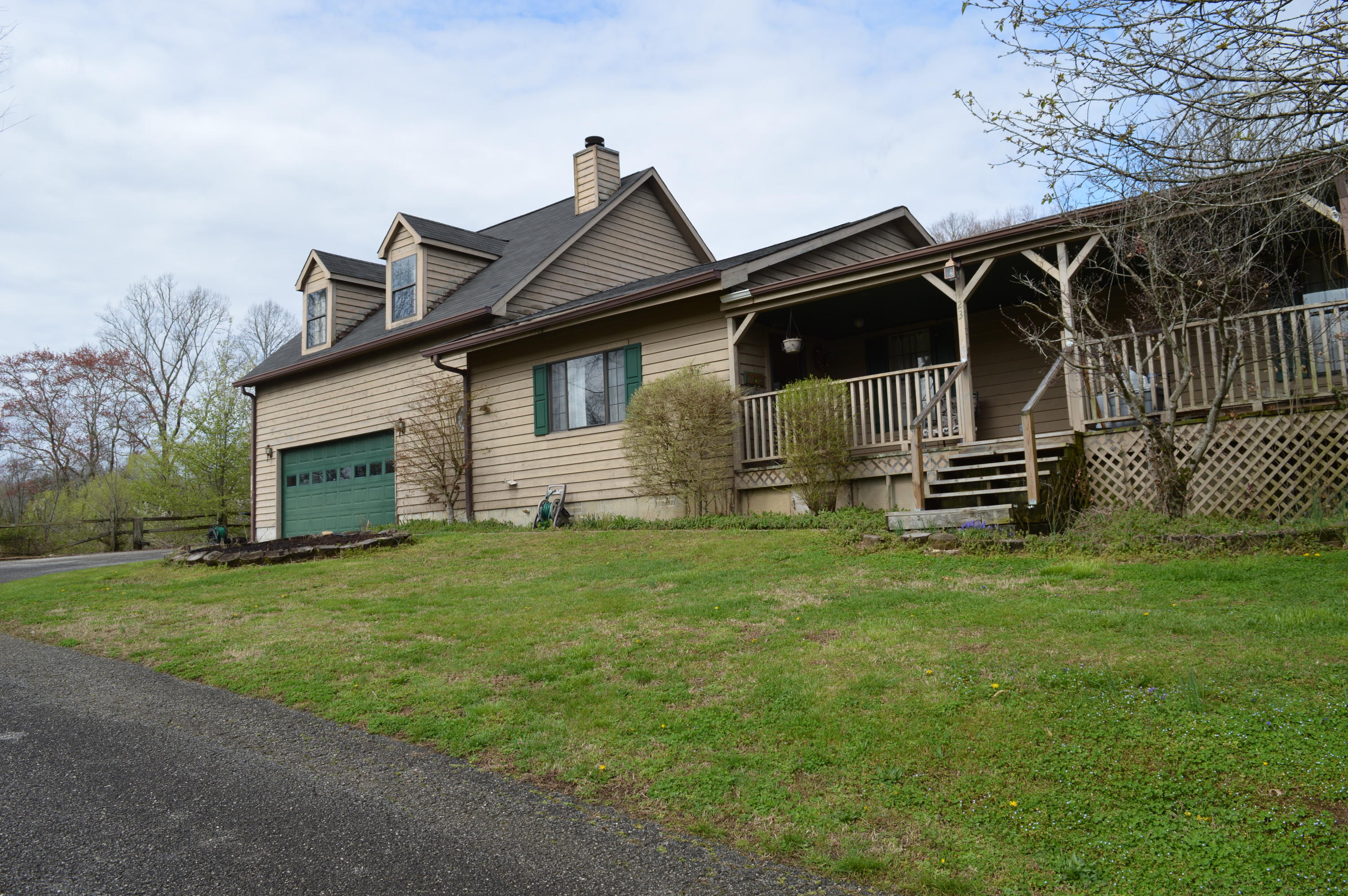 123 Mynatt Cox Lane Heiskell, TN 37754 - Photo 1 of 38 Front view