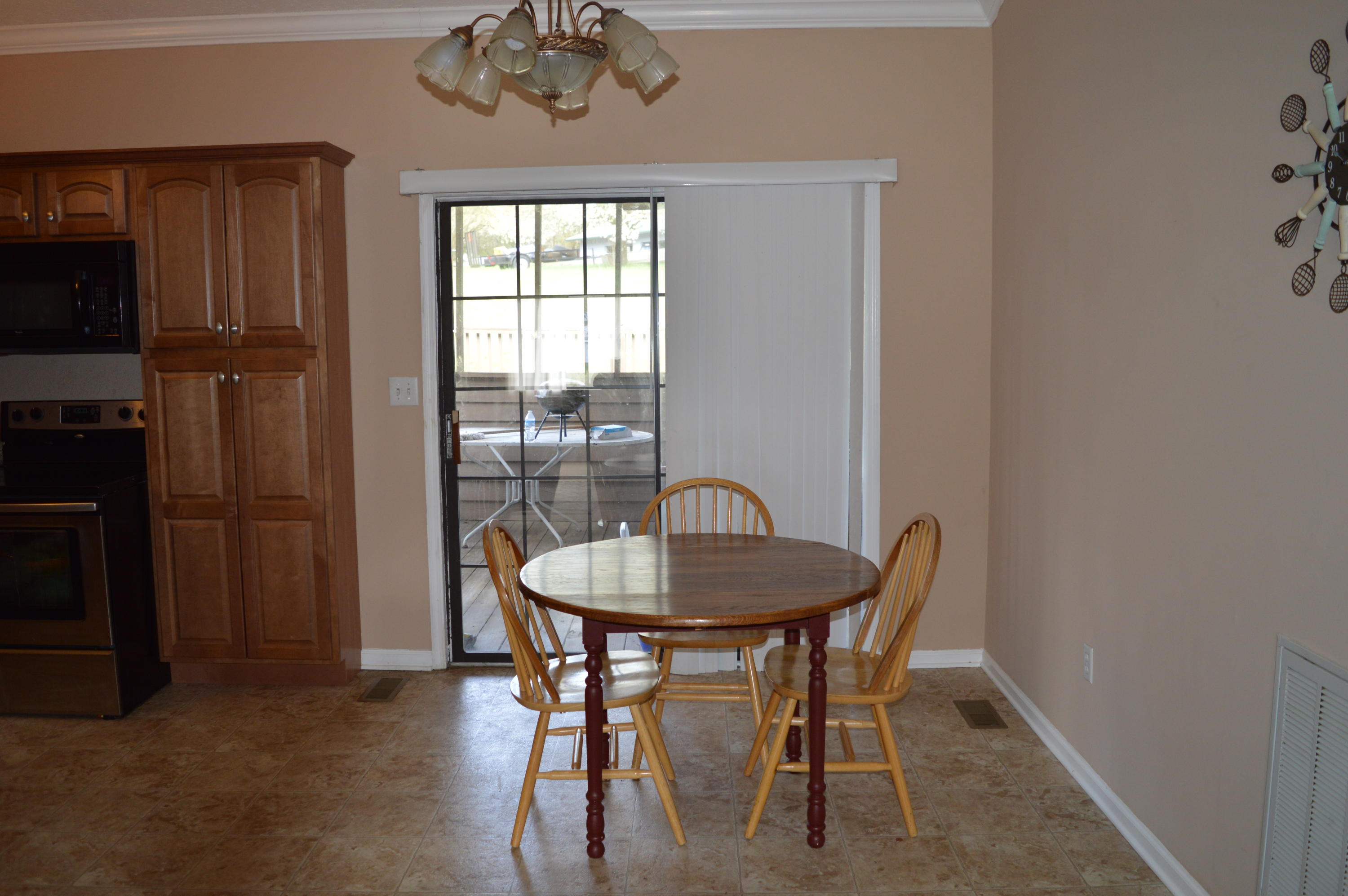 123 Mynatt Cox Lane Heiskell, TN 37754 - Photo 18 of 38 Sliding doors to screened in Porch
