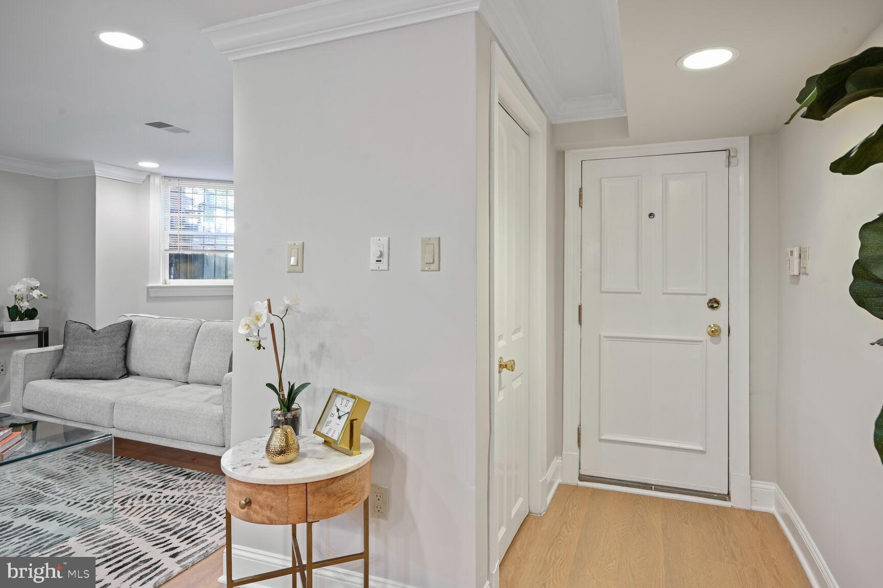 1832 Calvert Street Northwest, Unit 1 Washington, DC 20009 - Photo 3 of 23