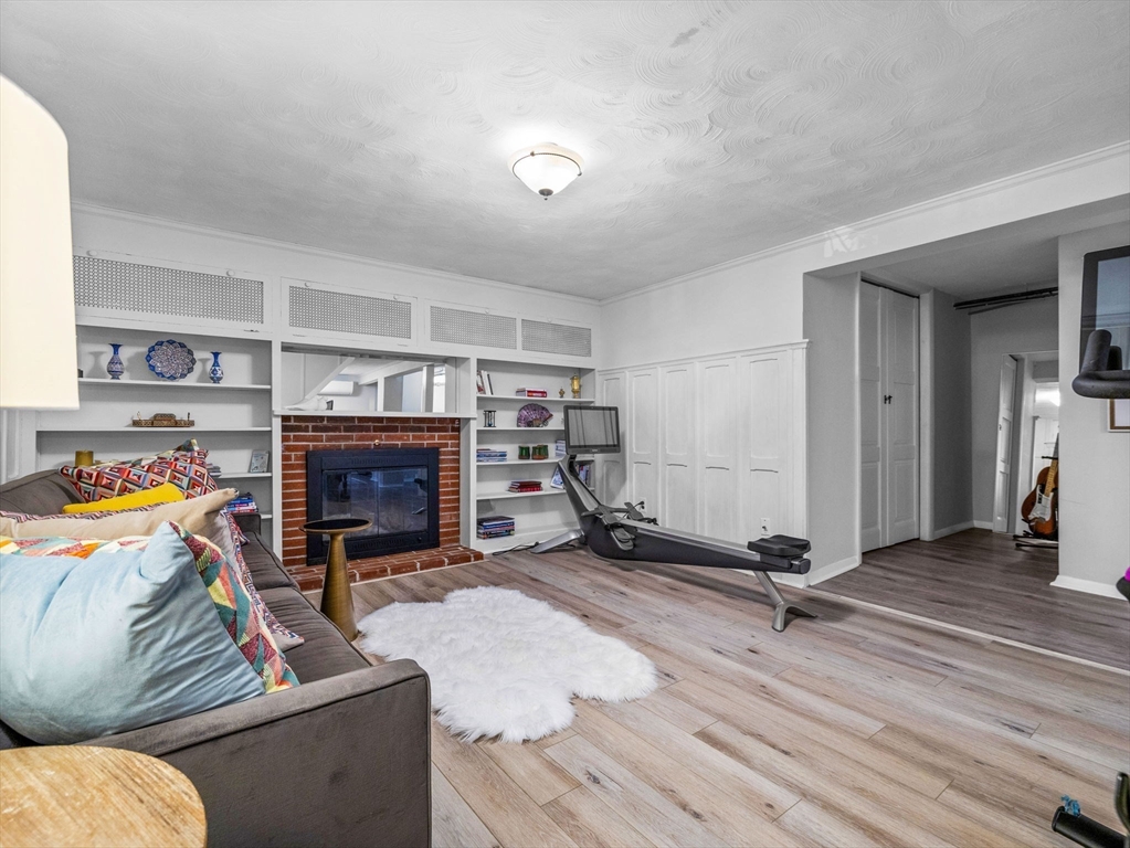 1 Bow Street Wellesley, MA 02481 - Photo 11 of 18