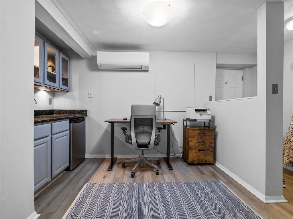 1 Bow Street Wellesley, MA 02481 - Photo 14 of 18