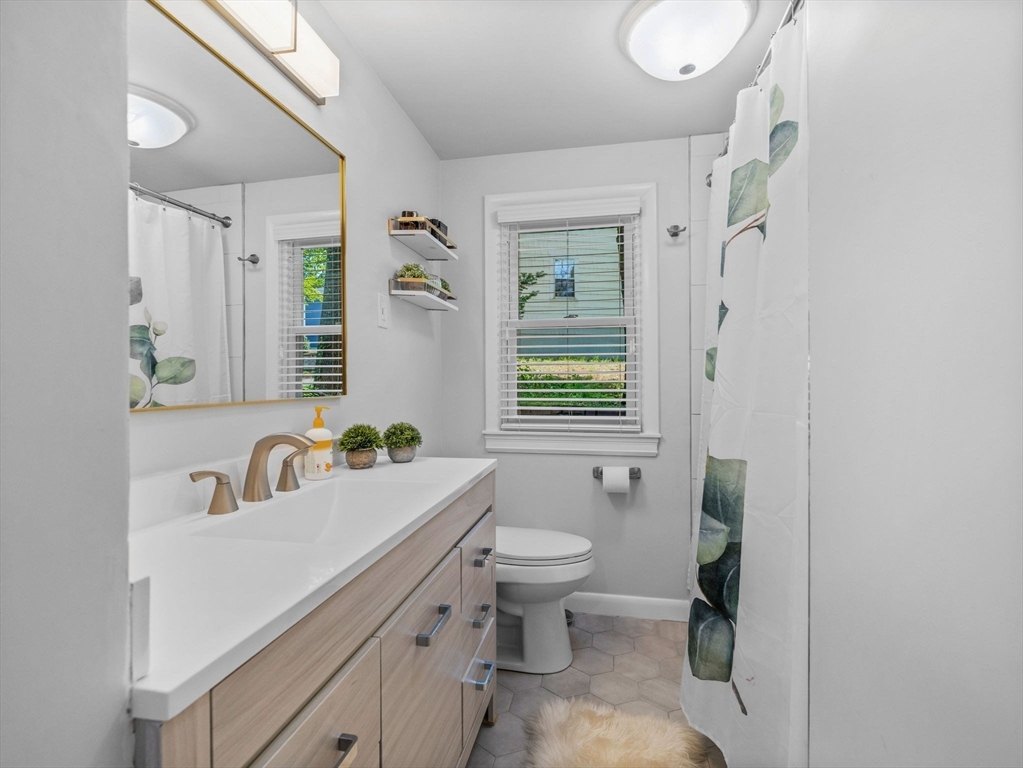 1 Bow Street Wellesley, MA 02481 - Photo 7 of 18