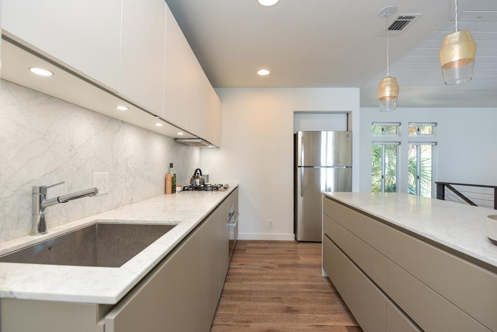 308 Marks Street Eastpoint, FL 32328 - Photo 15 of 72