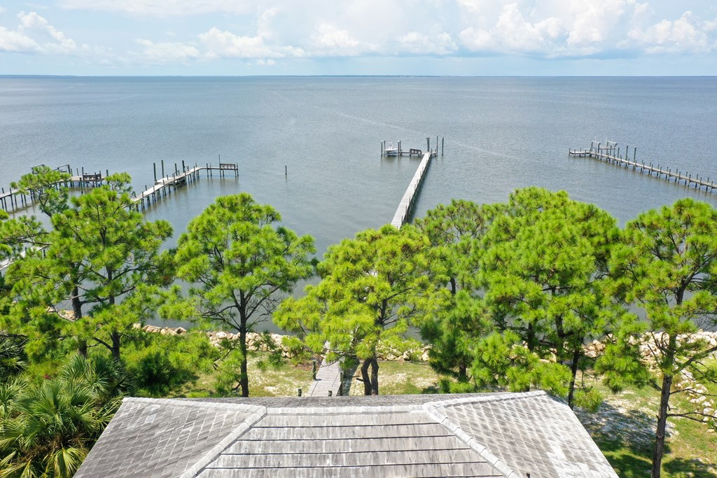 308 Marks Street Eastpoint, FL 32328 - Photo 4 of 72