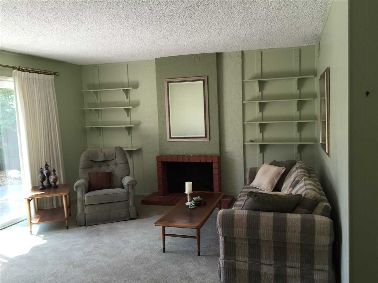 1609 Olmeda Street Encinitas, CA 92024 - Photo 7 of 13 Gallery Image 7