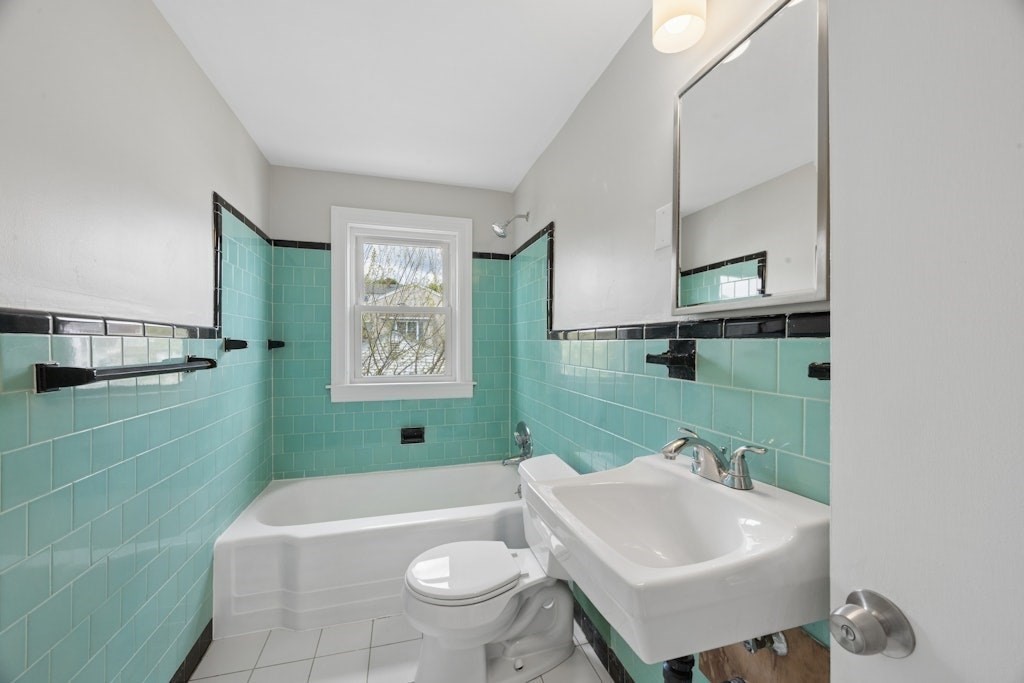 109 Hamilton Street Worcester, MA 01604 - Photo 11 of 31