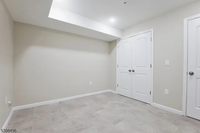 $2,600 | 32 Garibaldi Avenue, Unit 1, Newark, NJ 07114