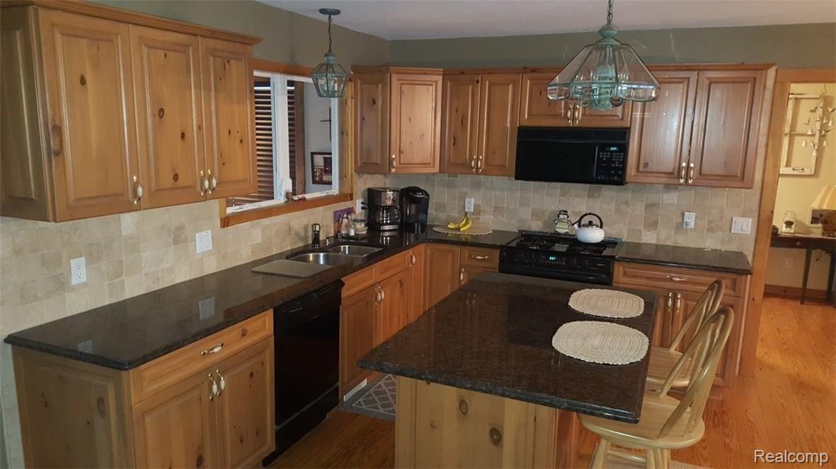 4712 Dryden Road Dryden, MI 48428 - Photo 16 of 41 20170207_085710 - Copy.jpg