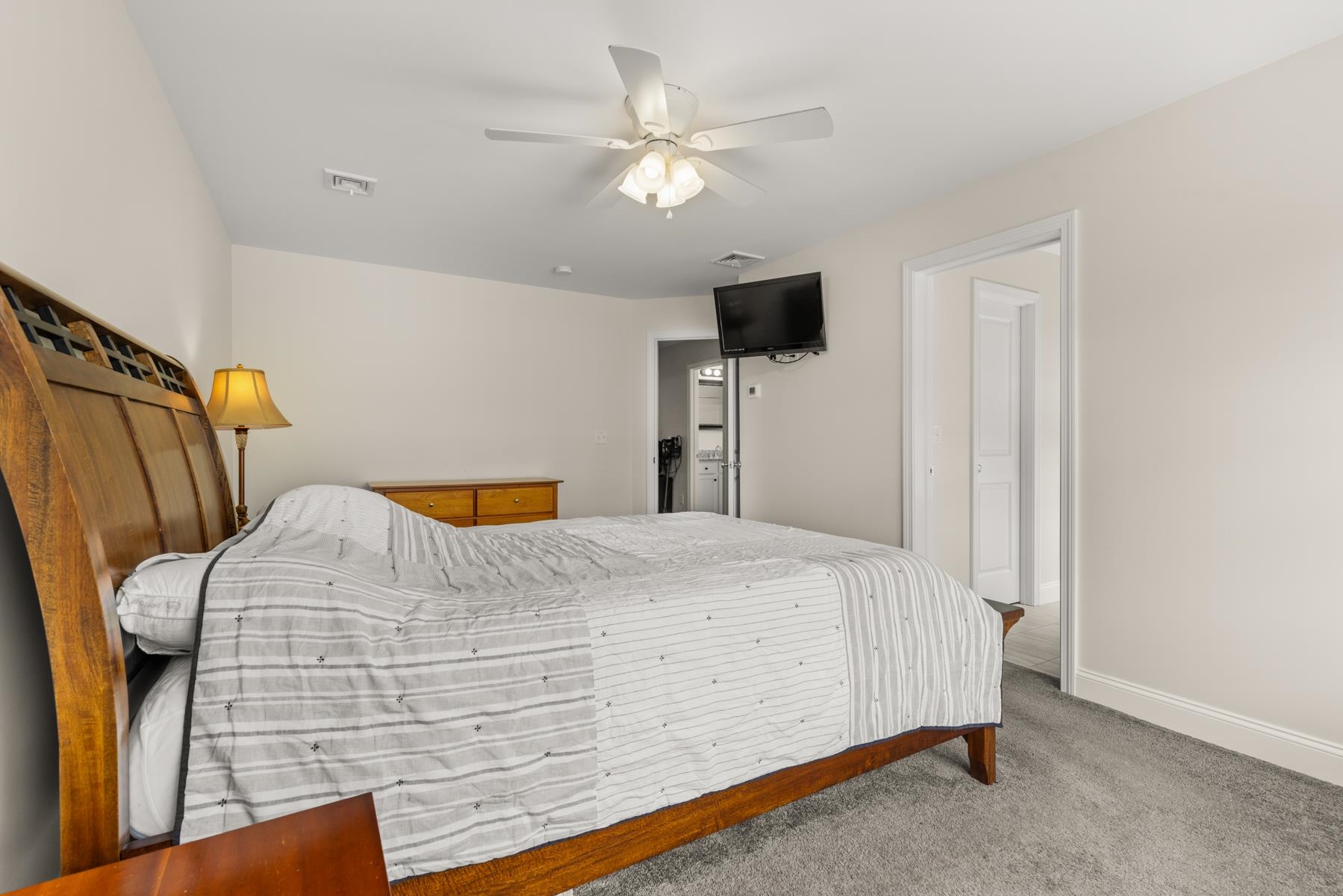 3 B Annika Lee Drive Epping, NH 03042 - Photo 21 of 34