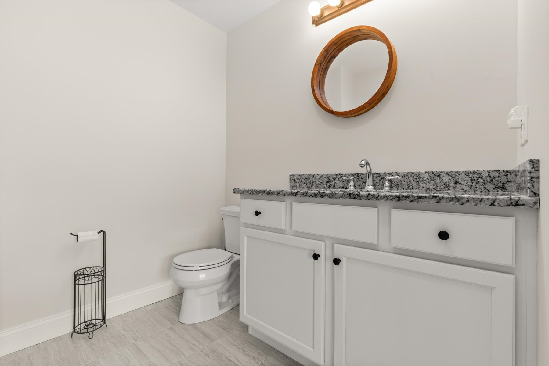 3 B Annika Lee Drive Epping, NH 03042 - Photo 23 of 34