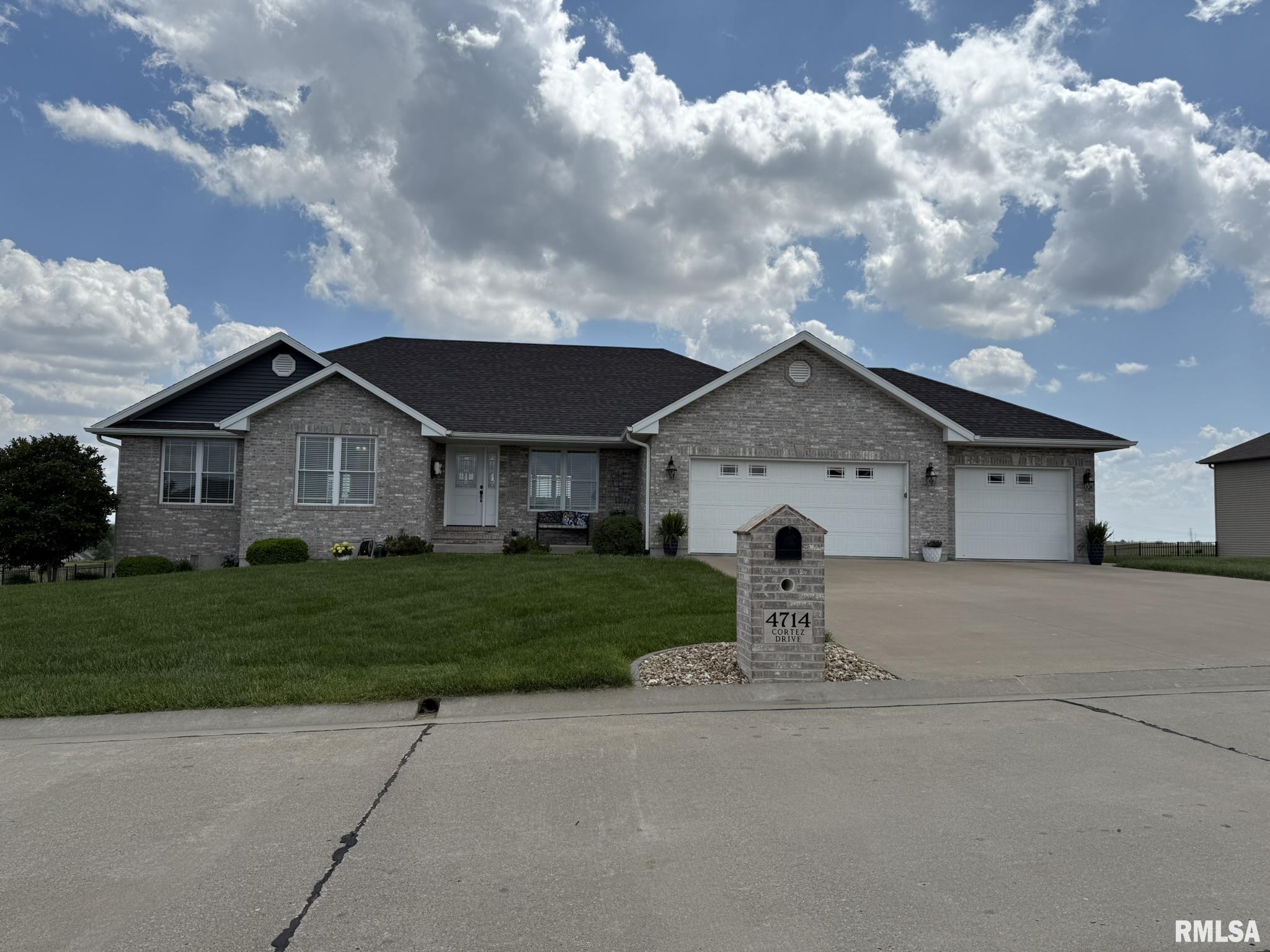4714 Cortez Drive Quincy, IL 62305 - Photo 1 of 1 Gallery Image 1