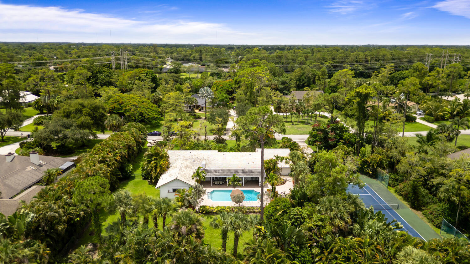 12327 Quercus Lane Wellington, FL 33414 - Photo 32 of 34 view of a city