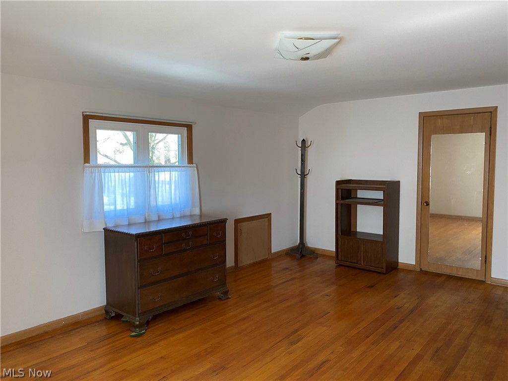 16208 Cleviden Road Cleveland, OH 44112 - Photo 15 of 24