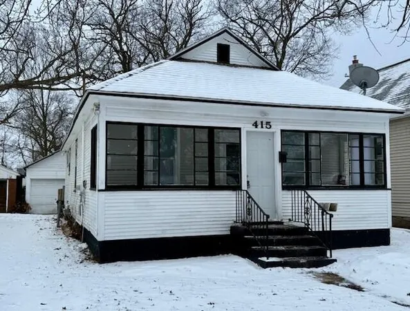 $139,900 | 415 West Forest Avenue, Muskegon, MI 49441