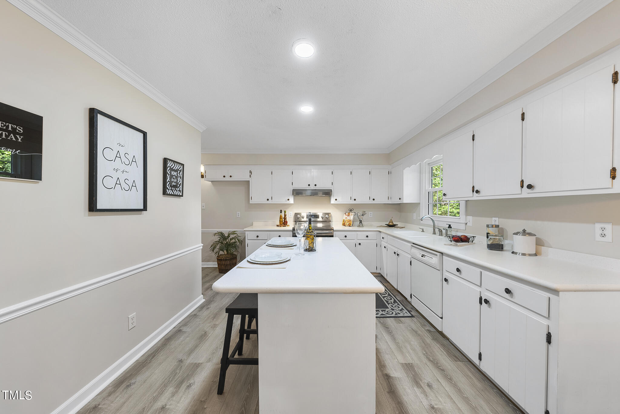 216 Baytree Lane Raleigh, NC 27615 - Photo 8 of 28 Kitchen