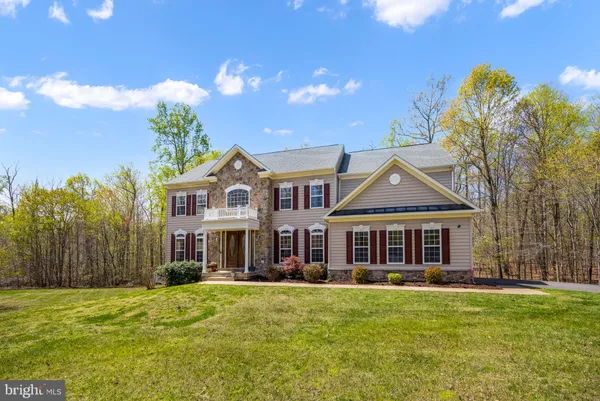 $859,900 | 68 Willow Ridge Court, Fredericksburg, VA 22406