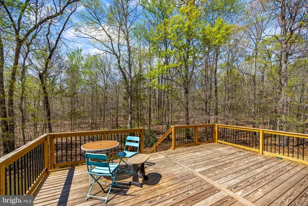 $859,900 | 68 Willow Ridge Court, Fredericksburg, VA 22406