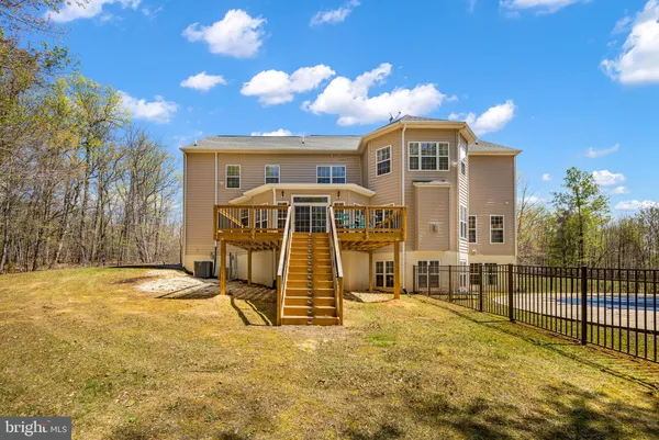 $859,900 | 68 Willow Ridge Court, Fredericksburg, VA 22406
