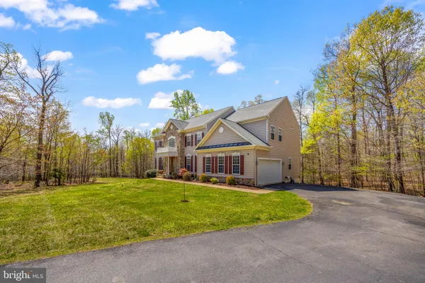 $859,900 | 68 Willow Ridge Court, Fredericksburg, VA 22406