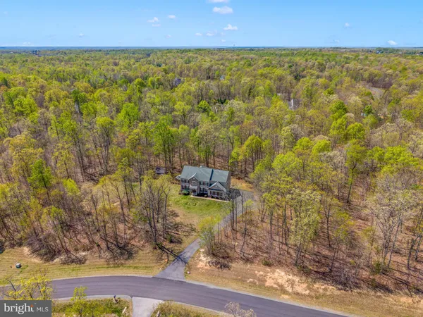 $859,900 | 68 Willow Ridge Court, Fredericksburg, VA 22406