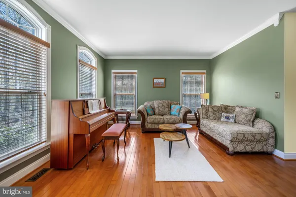 $859,900 | 68 Willow Ridge Court, Fredericksburg, VA 22406