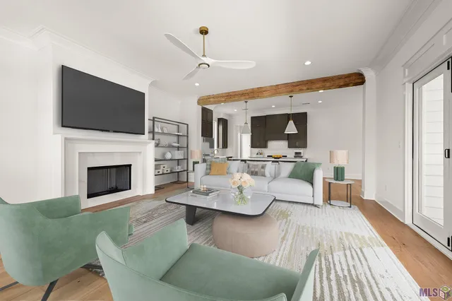 $670,000 | 18658 Oakland Crossing Boulevard, Prairieville, LA 70769