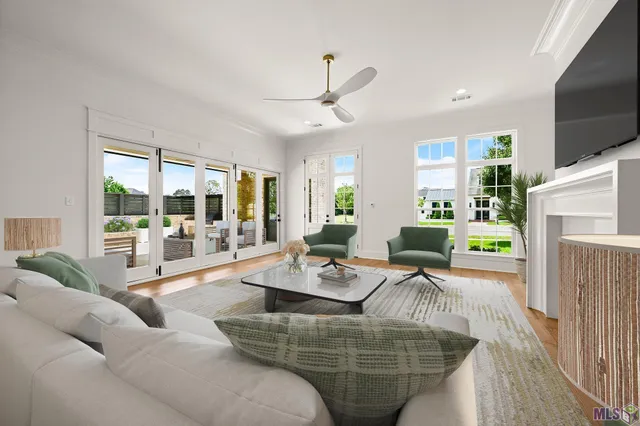 $670,000 | 18658 Oakland Crossing Boulevard, Prairieville, LA 70769