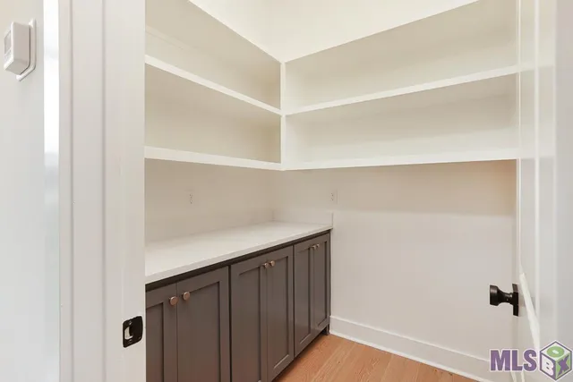 $670,000 | 18658 Oakland Crossing Boulevard, Prairieville, LA 70769