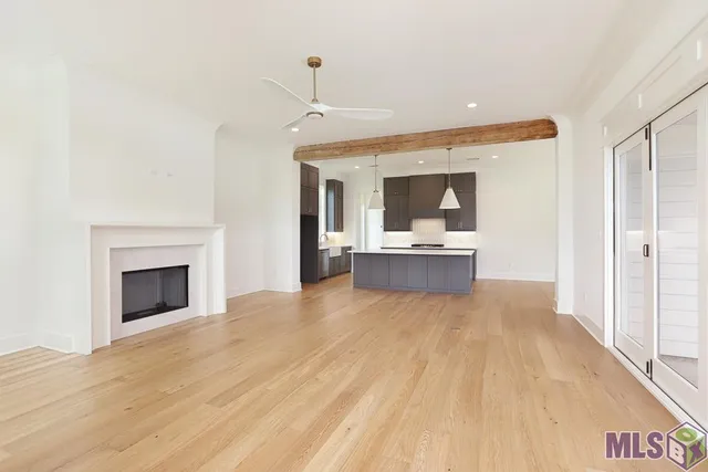 $670,000 | 18658 Oakland Crossing Boulevard, Prairieville, LA 70769