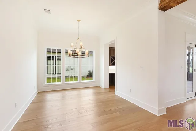 $670,000 | 18658 Oakland Crossing Boulevard, Prairieville, LA 70769