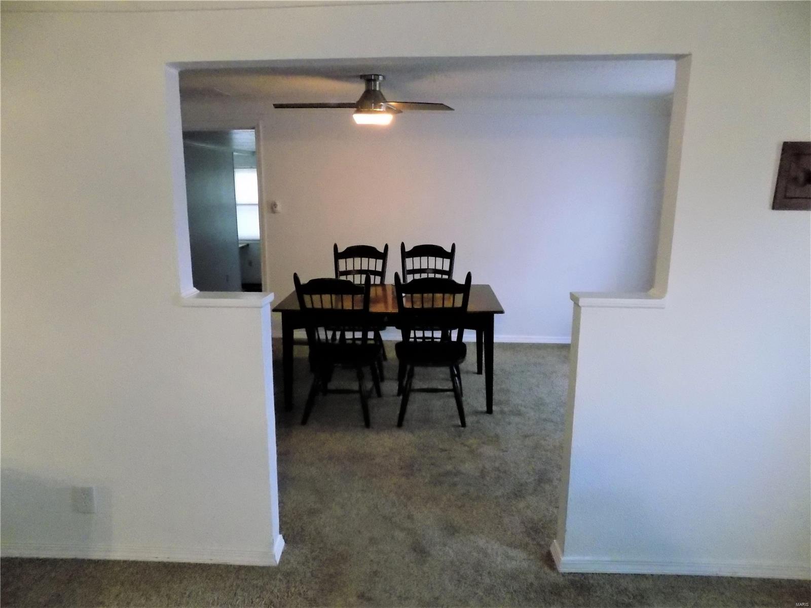 515 East Chain Of Rocks Road Granite City, IL 62040 - Photo 16 of 47