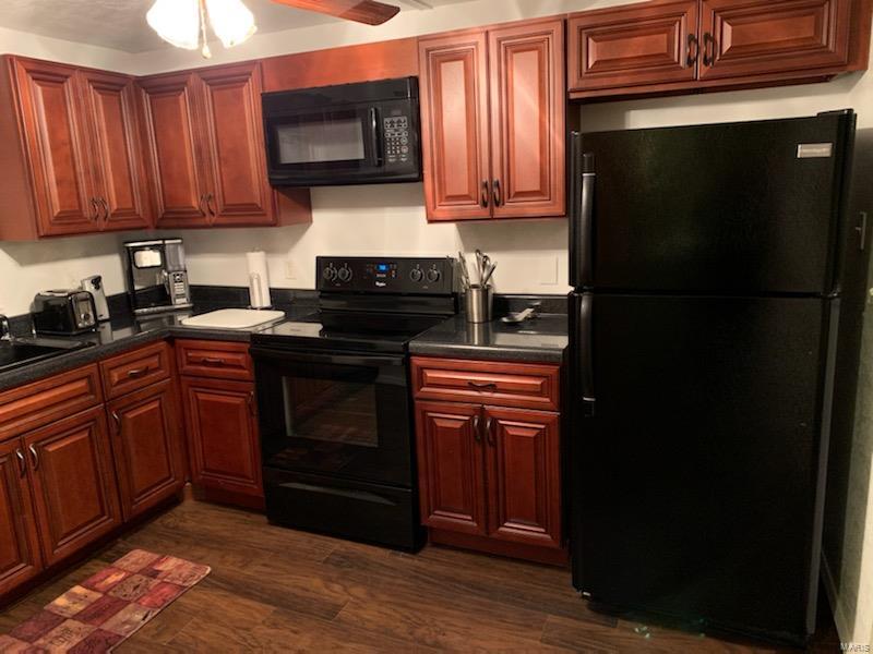 515 East Chain Of Rocks Road Granite City, IL 62040 - Photo 22 of 47