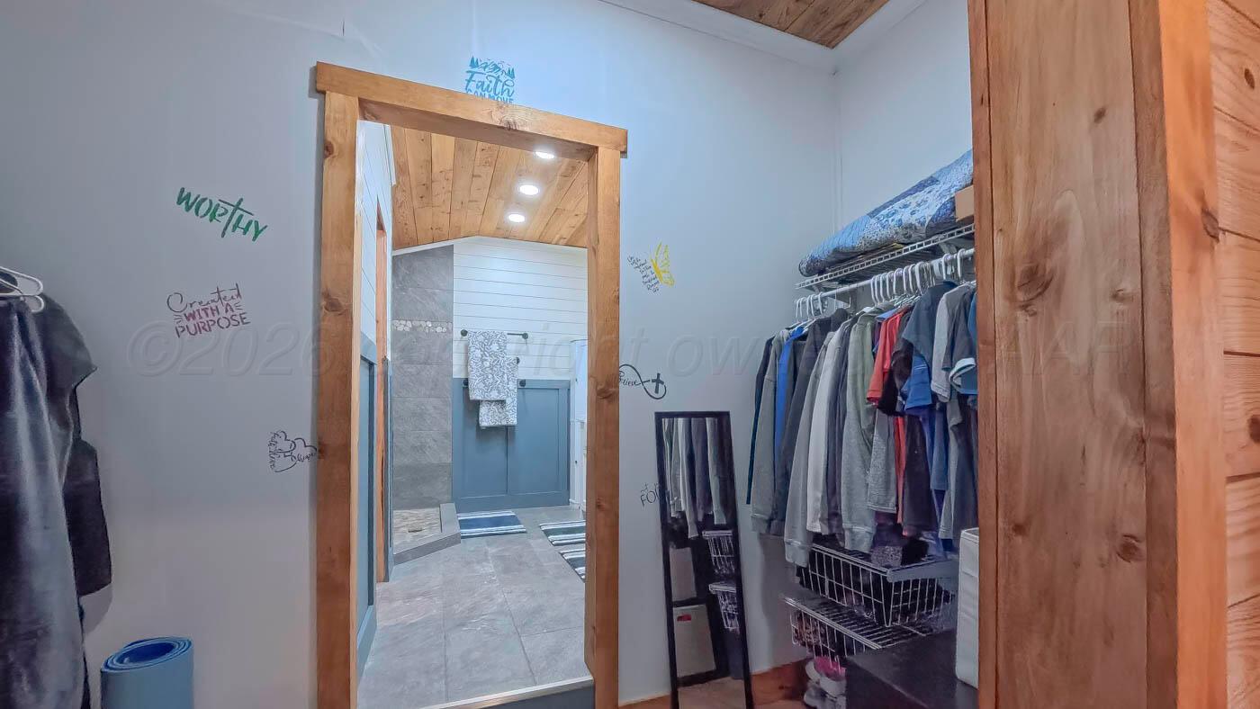 9938 Stinnett Road Fritch, TX 79036 - Photo 17 of 23 img (10 of 24)