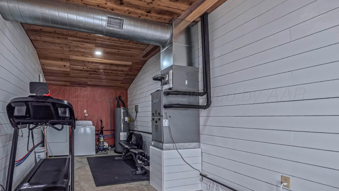 9938 Stinnett Road Fritch, TX 79036 - Photo 22 of 23 img (1 of 24)