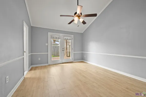 $1,800 | 5952 Fort Clarke Drive North, Baton Rouge, LA 70817