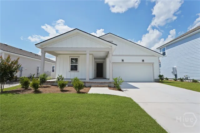 $2,595 | 251 Shade Tree Drive, Richmond Hill, GA 31324