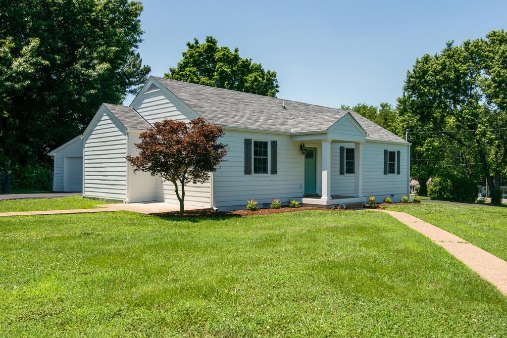 2700 Mashburn Road Nashville, TN 37210 - Photo 2 of 23 Welcome to 2700 Mashburn Rd, Nashville TN 37210!