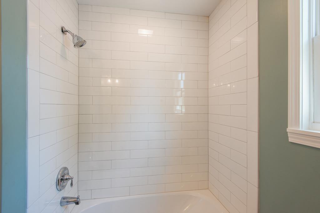 2700 Mashburn Road Nashville, TN 37210 - Photo 8 of 23 2nd bathroom