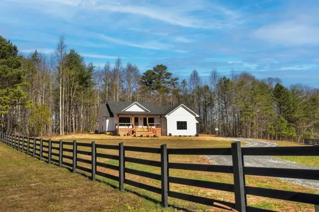 $3,800 | 41 Brookside Court, Blue Ridge, GA 30513