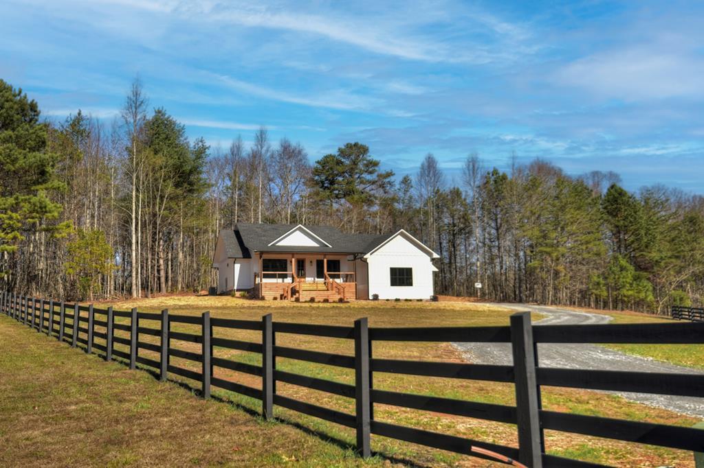 41 Brookside Court Blue Ridge, GA 30513 - Photo 1 of 11 Main View