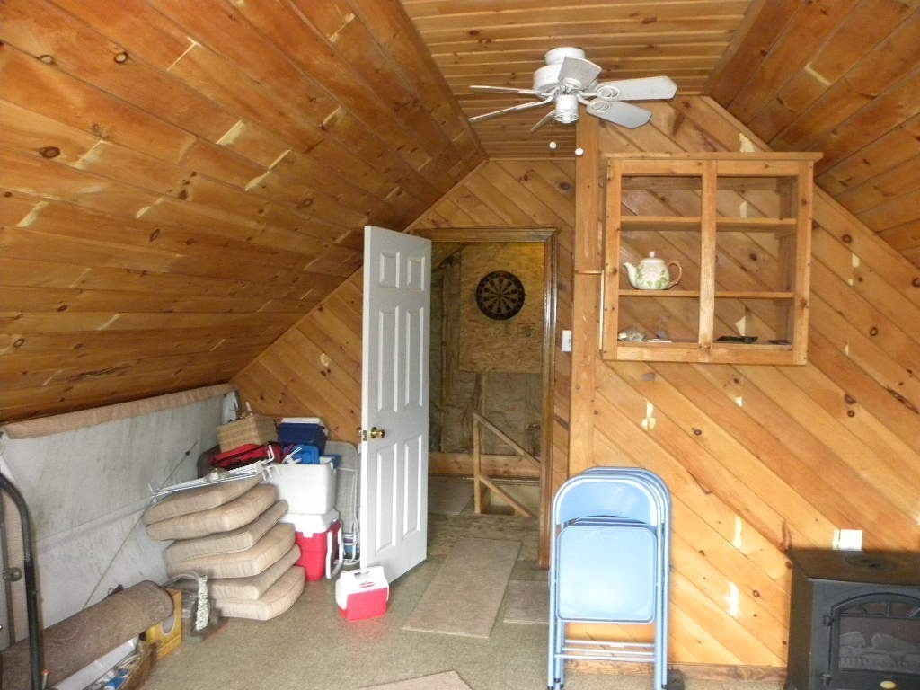 109 A F Putnam Road Charlton, MA 01507 - Photo 15 of 30 Gallery Image 15