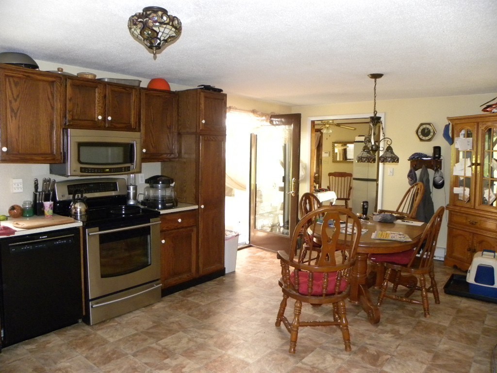 109 A F Putnam Road Charlton, MA 01507 - Photo 24 of 30 Gallery Image 24